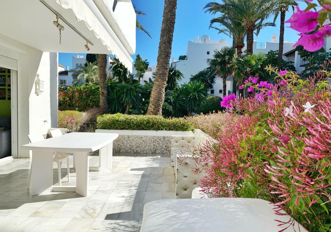 Alcazaba Beach Apartment 3302 Естепона Екстер'єр фото